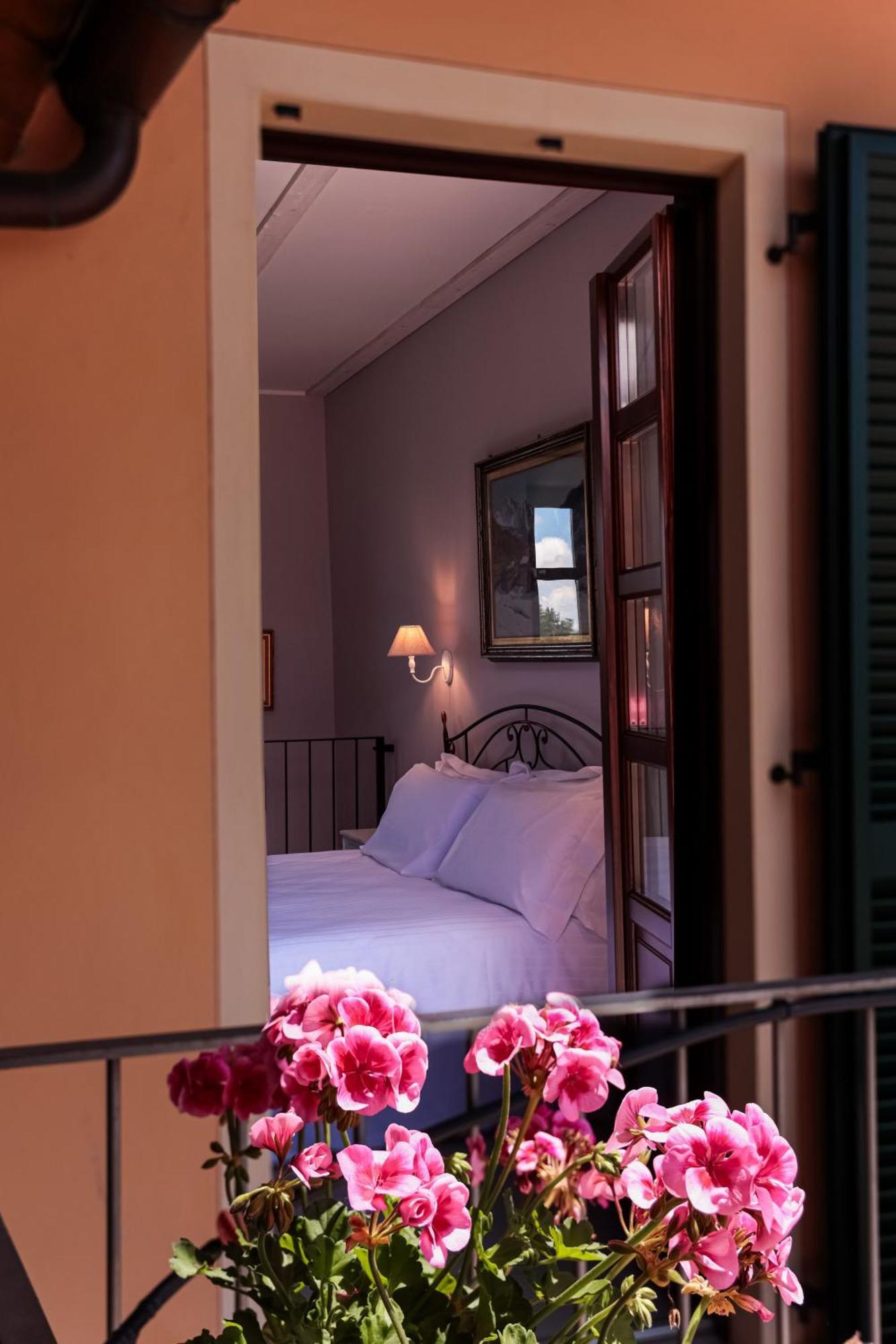Bed & Breakfast La Cantinella